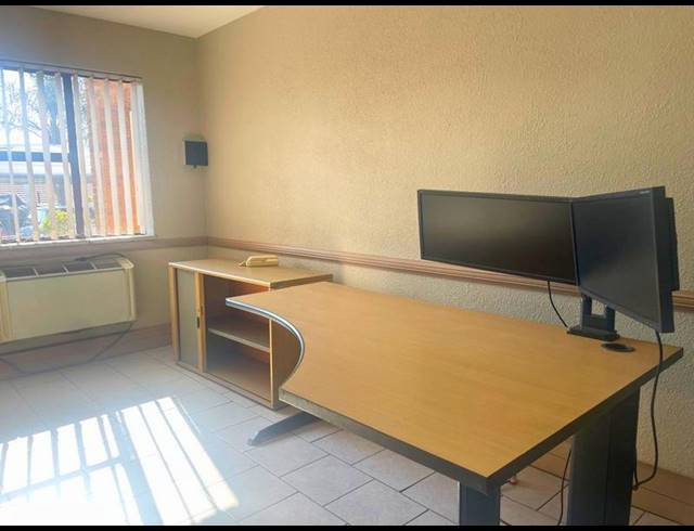 BUSINESS PROPERTY TO RENT IN BONAERO PARK